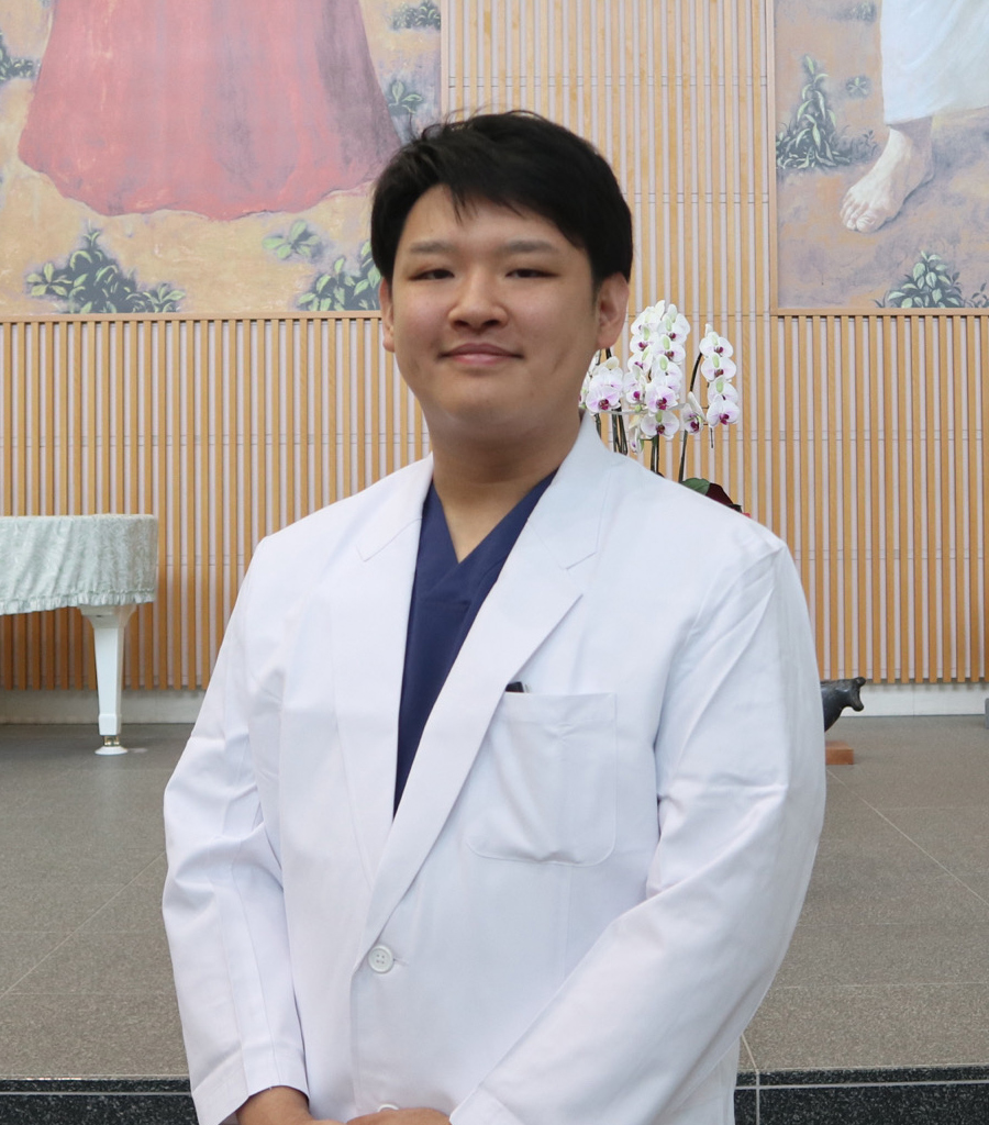 髙木　翔太